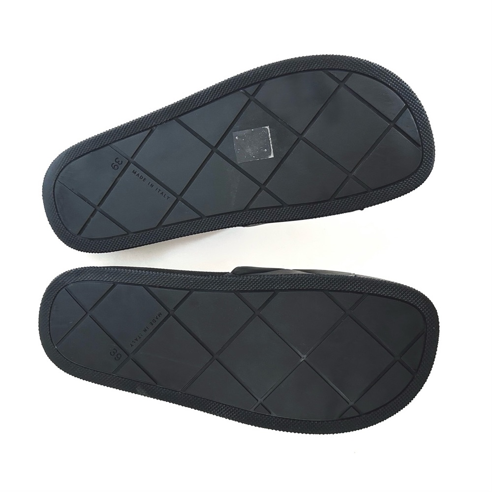 BOTTEGA VENETA RUBBER SLIDES - Picture 5 of 7